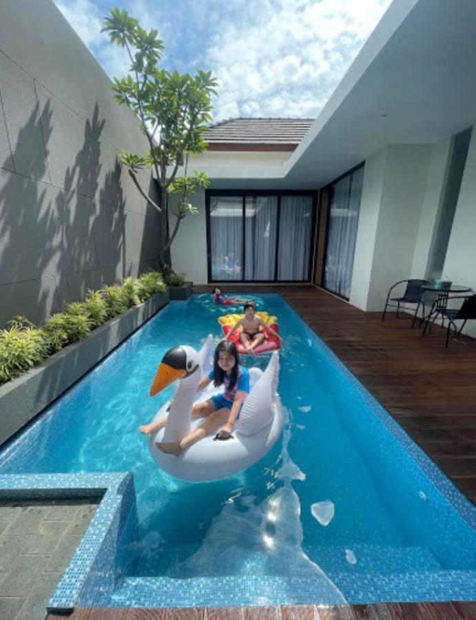 Villa Carmela Batu By Kingspark 8 מראה חיצוני תמונה